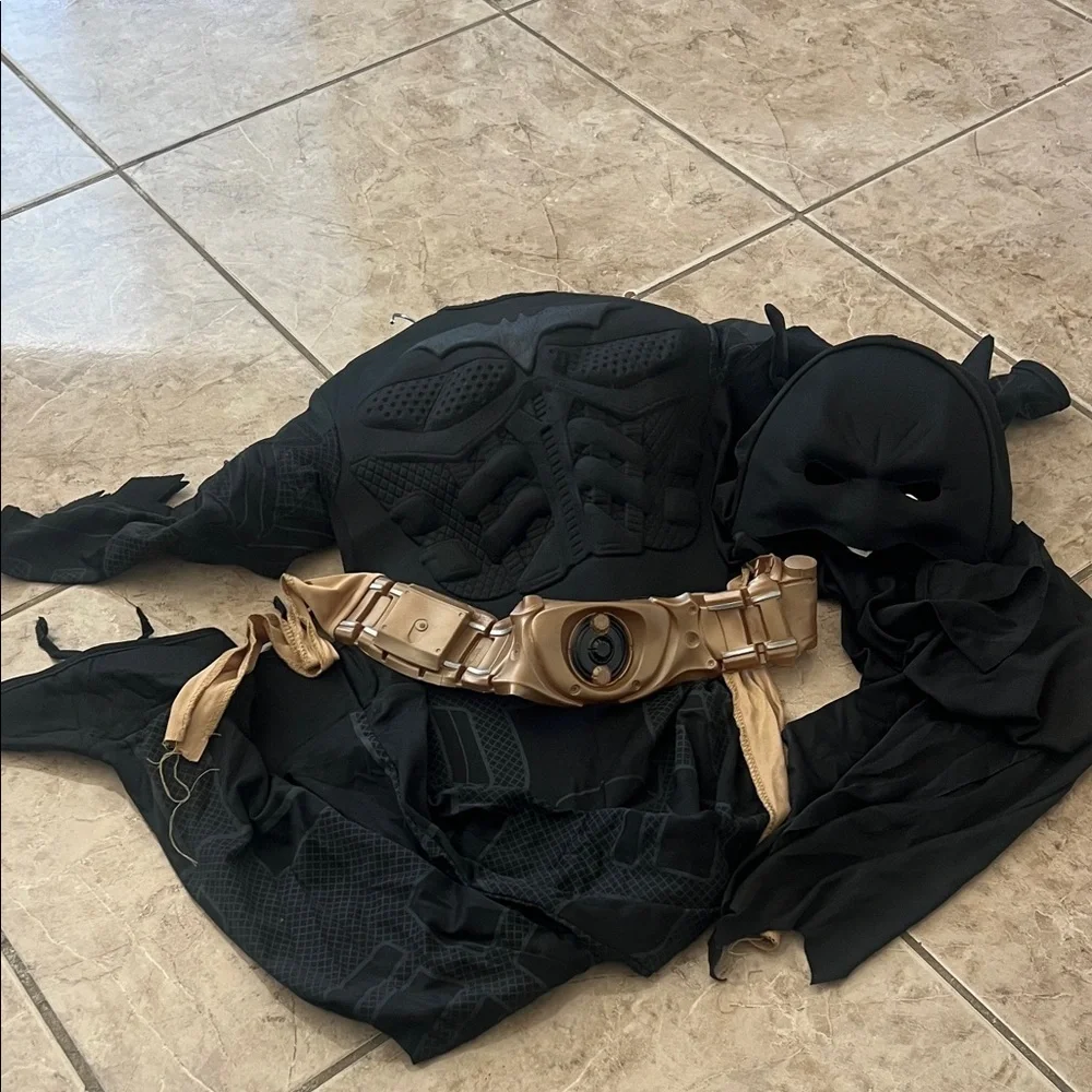 DC‎ Batman Costume for Kids Size Small